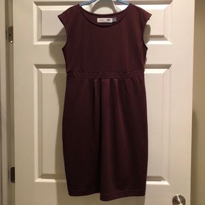 Old Navy Maternity Burgundy Shift Dress